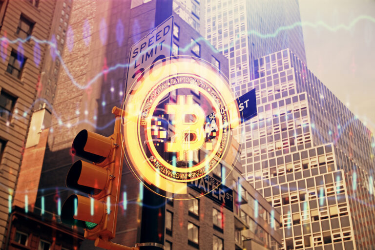 ビットコインETF、2つの大きな勝利
