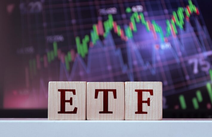 ビットコインETF、市場デビューから1カ月の経緯と展望──今後、さらに大きな需要予測