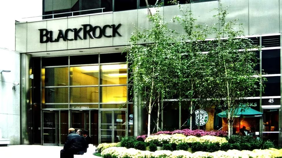 6億7300万ドルの純流入を記録後もETF取引の過熱が続く──ビットコインは史上最高値に近づく