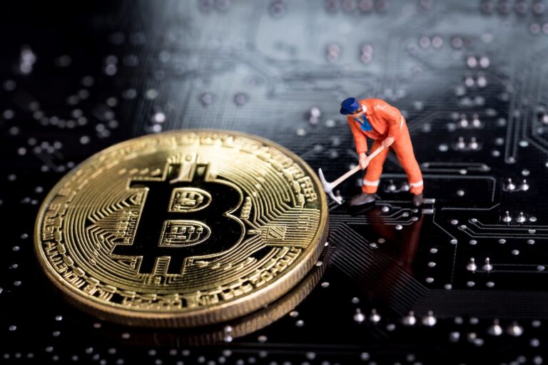 米著名投資家アックマン氏、ビットコインに関心か