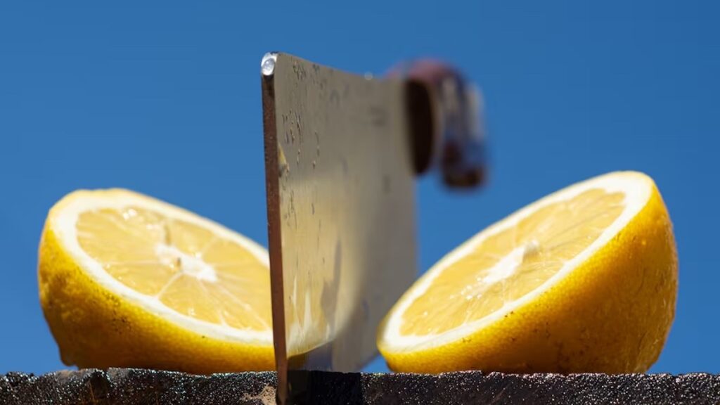 ビットコインETFへの大きな需要、半減期による価格上昇の可能性を消したのか
