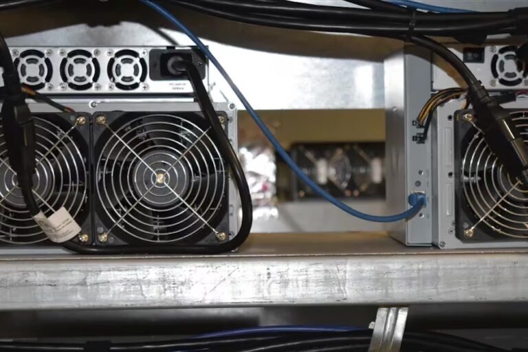 ビットコインマイニング企業、生き残るための最適化とは【Future of Bitcoin】