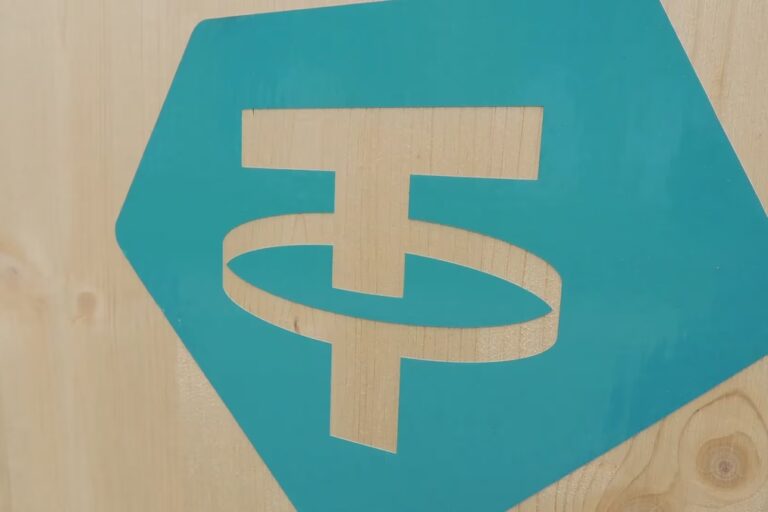テザー、ビットコインマイニング企業に最大1億5000万ドル投資