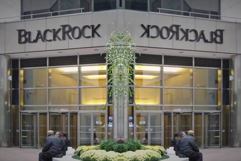 ブラックロックの運用資産が10兆ドルを突破