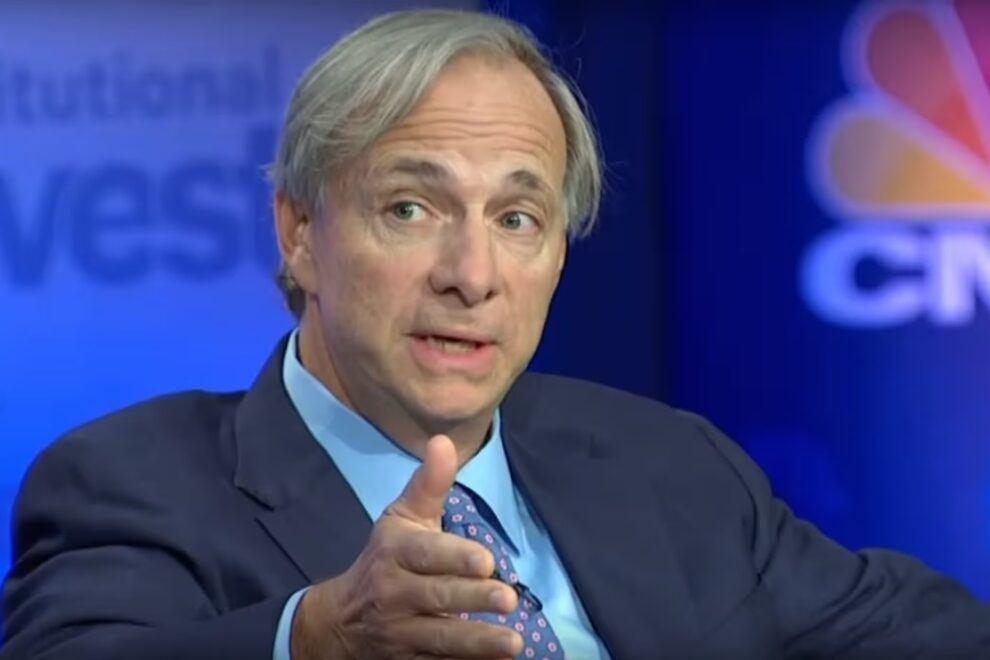 レイ・ダリオ氏、グローバルなシステミック・リスクを警告──ビットコインは依然として堅調