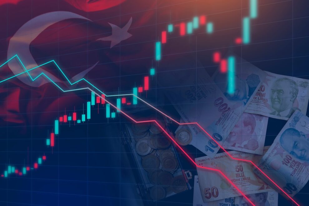 トランプ氏によるFRB議長解任からビットコインは恩恵を受けるか?──トルコのリラ危機が示唆するもの