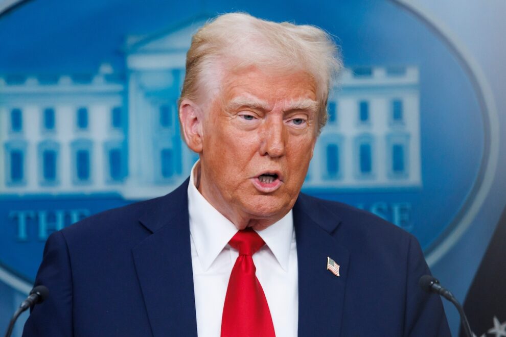 トランプ関税一時停止で暗号資産、急騰──ビットコインは6%高の8万1000ドル超え