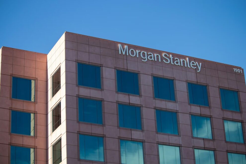 モルガン・スタンレー、E*Tradeを通じた暗号資産取引開始を検討:ブルームバーグ