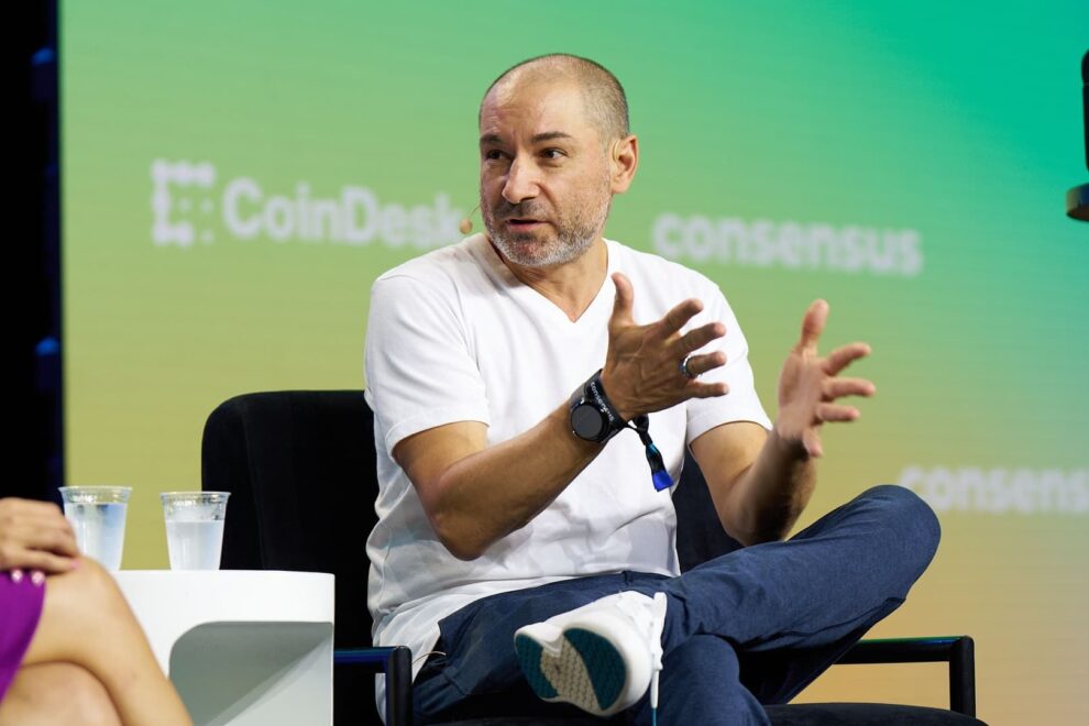 イーサリアムは代替手段、ビットコインの競争相手ではない:イーサリアム共同創設者【Consensus 2025】