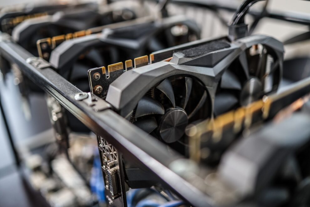 ビットコインマイナー、5月の価格急騰に先立ち記録的な量のビットコインを売却