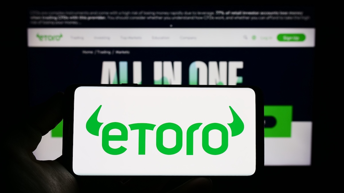 eToro、DOGE、XRP、SHIBを含む12の暗号資産を米プラットフォーム