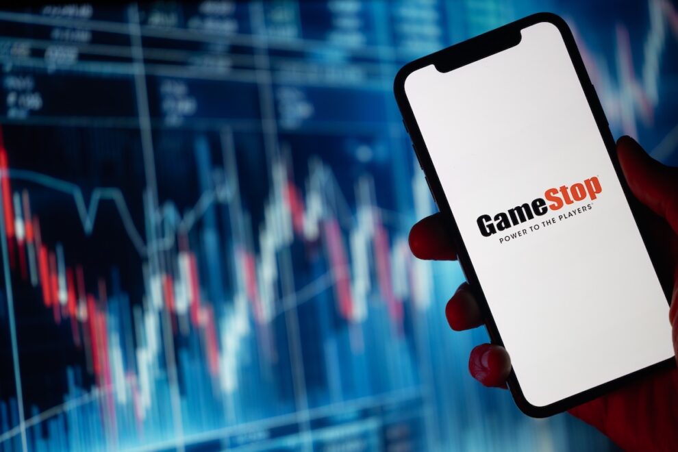 ゲームストップ株、さらに6%下落──ビットコイン購入のニュース後に売りが続く