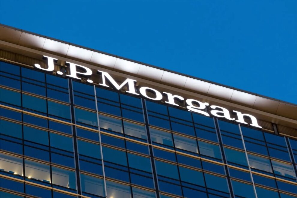 JPモルガン、コインベースの「Base」ブロックチェーン上にUSD預金トークンを導入