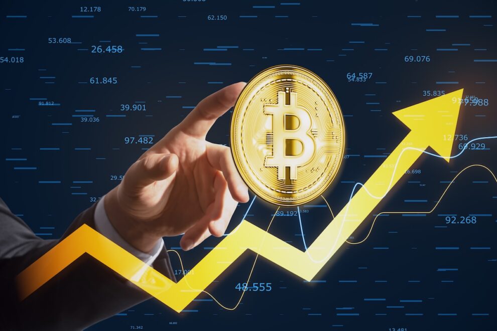 ビットコイン急騰?ブラックロックBTC現物ETFの月末までの28%上昇に賭けた大胆なオプション取引