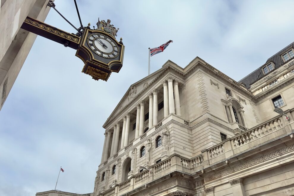 英中銀ベイリー総裁、銀行のステーブルコインを批判、トランプ大統領の暗号資産ブームと衝突：タイムズ紙