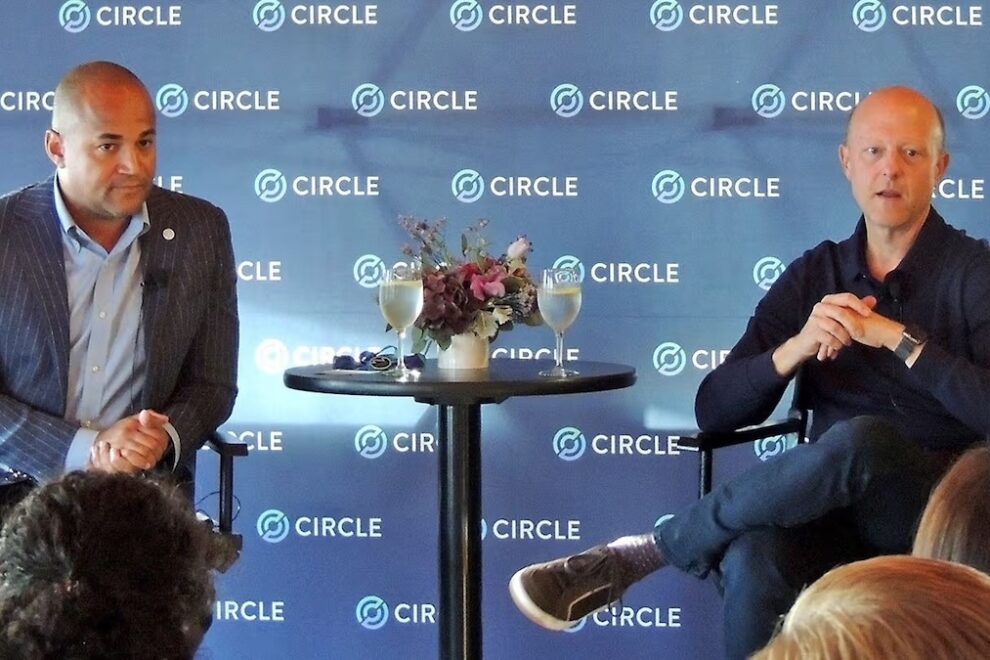 サークル、1株130ドルでクラスA株1000万株を売り出し