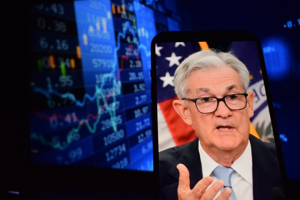 タカ派的なFOMC議事要旨、暗号資産の反発を打ち砕く