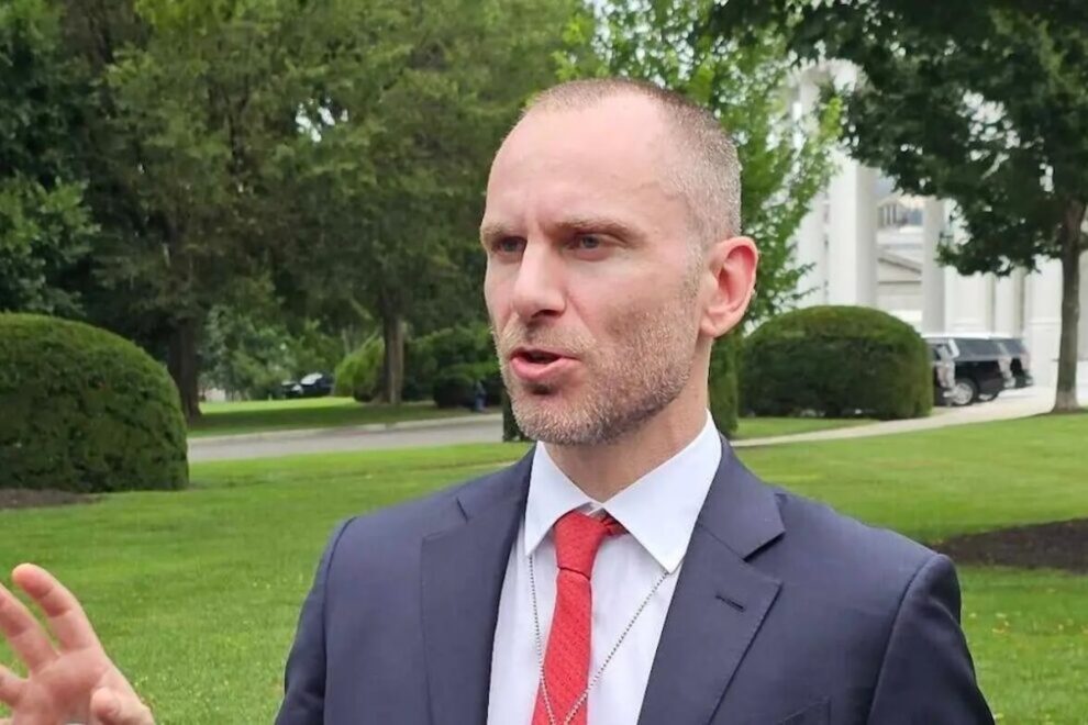 テザー、新規投資で12月ローンチのUSATステーブルコインを1億人の米国民へ